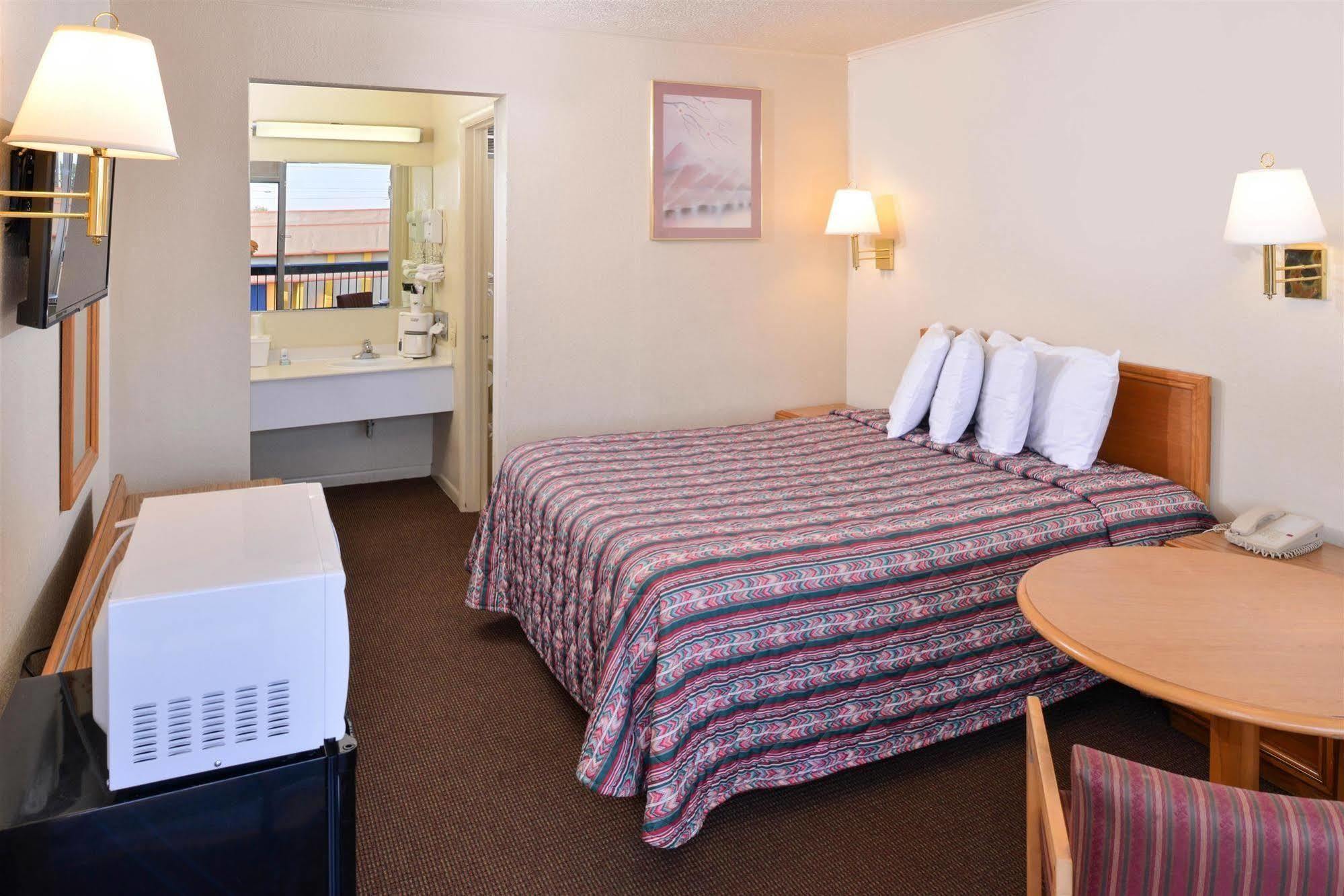 Springwood Hotel, Opelika I-85 Columbus Pkwy 外观 照片